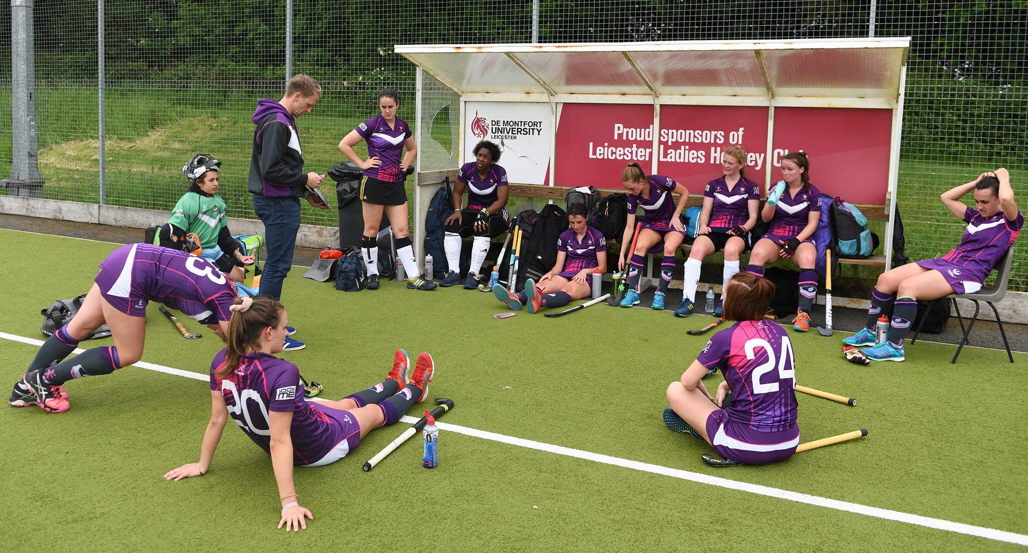 How much guidance should coaches be giving to players?